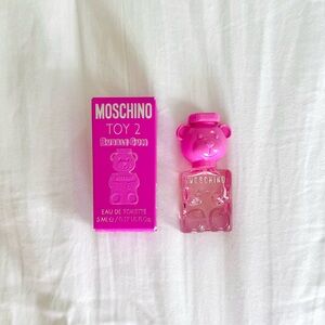Moschino Perfume